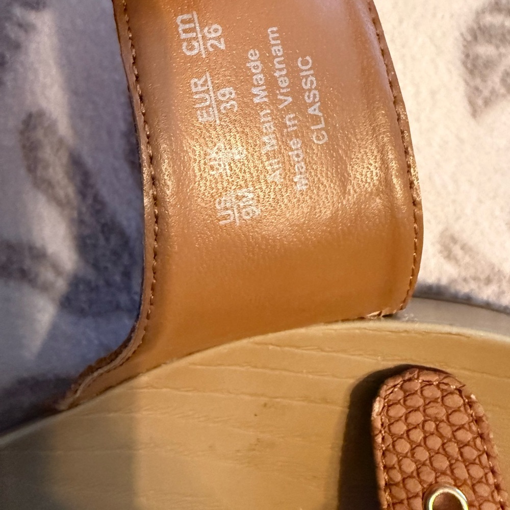 Dr. Scholl's Tan  Women's Sandals Size 9 - Picture 5 of 7